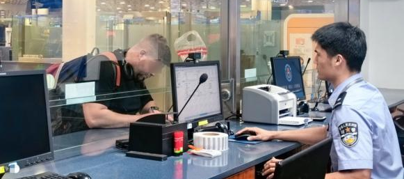 «Ускоренное оформление» виз по прибытию, интеграция услуг «в одном окне»